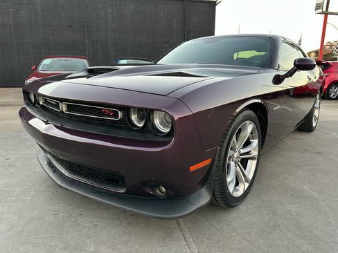 Used 2021 Dodge Challenger R/T image 3