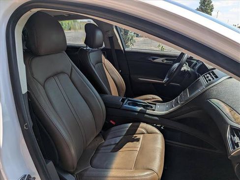 Used 2013 Lincoln MKZ FWD image 13