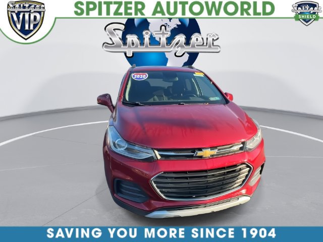 Used 2020 Chevrolet Trax LT w/ Sun & Sound Package AWD/4WD image 4