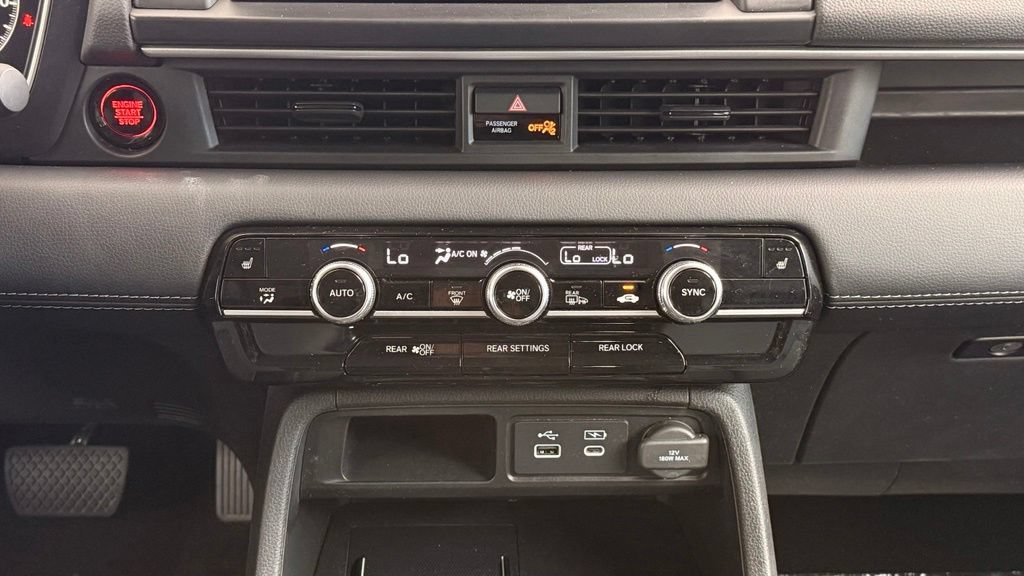 Certified 2025 Honda Pilot Touring image 24
