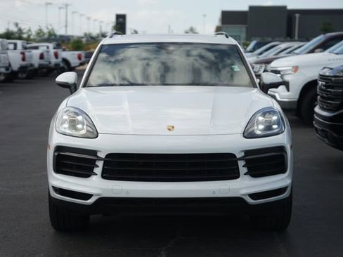 Used 2019 Porsche Cayenne AWD/4WD image 3