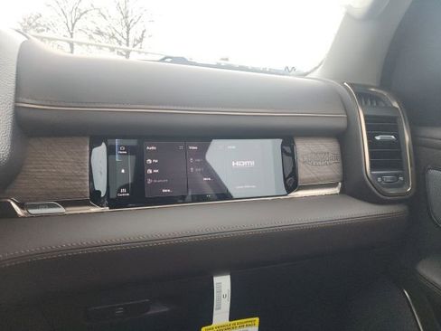 New 2026 RAM 1500 Limited AWD/4WD image 11