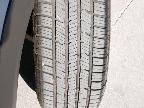 Used 2022 Nissan Rogue Platinum w/ Head-Up Display Package image 21