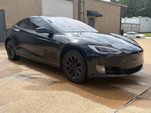 Used 2018 Tesla Model S 75D AWD/4WD image 6
