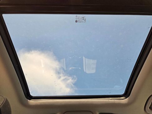 Used 2019 GMC Terrain SLE image 31