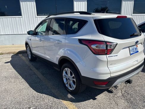 Used 2018 Ford Escape SE AWD/4WD image 4