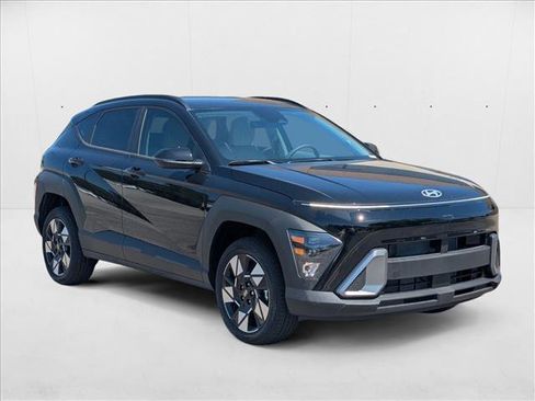 New 2025 Hyundai Kona SEL image 7