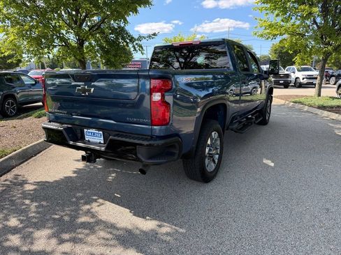 Used 2025 Chevrolet Silverado 2500 Custom w/ Custom Convenience Package AWD/4WD image 5
