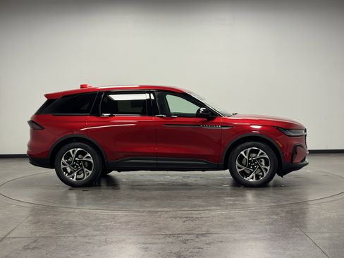 New 2026 Lincoln Nautilus Premier w/ Equipment Group 102A image 9