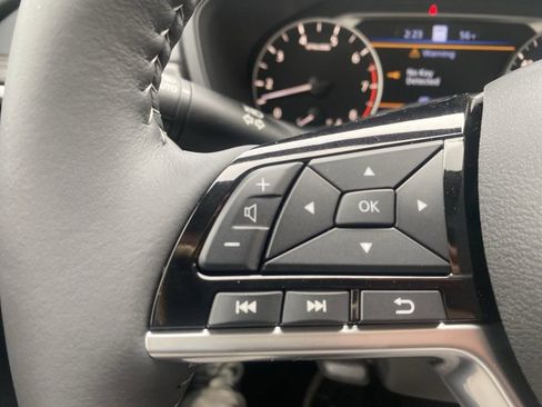 New 2025 Nissan Altima 2.5 SL image 17