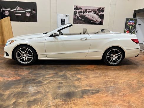 Used 2014 Mercedes-Benz E 350 SEDAN image 6