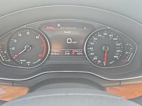 Used 2022 Audi Q5 2.0T Premium w/ Convenience Package AWD/4WD image 16