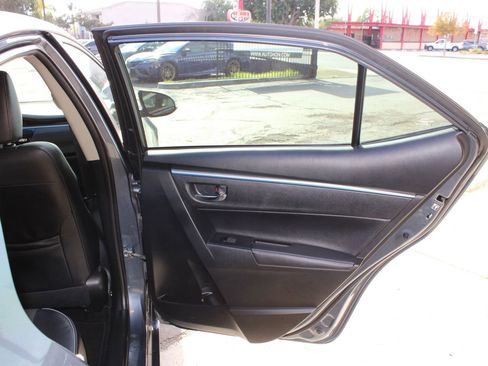 Used 2014 Toyota Corolla S image 12