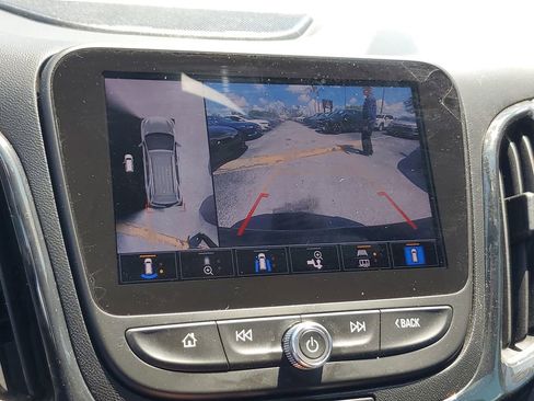 Used 2022 Chevrolet Equinox RS w/ RS Leather Package image 26