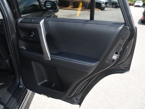 Used 2020 Toyota 4Runner Limited RWD image 21