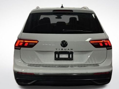 Used 2024 Volkswagen Tiguan Wolfsburg Edition image 7