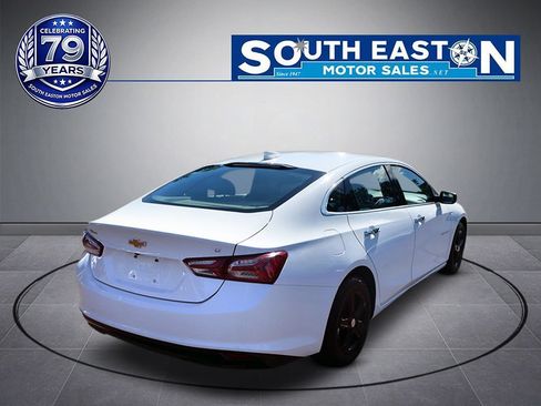 Used 2022 Chevrolet Malibu LT FWD image 6