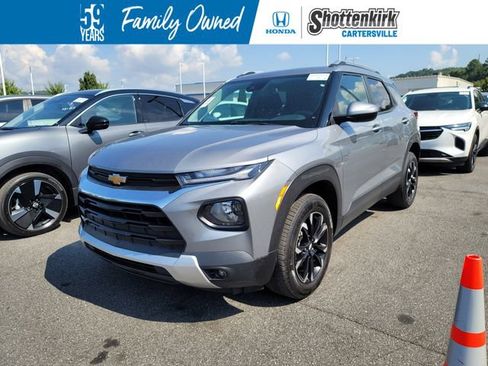 Used 2023 Chevrolet TrailBlazer LT AWD/4WD image 1