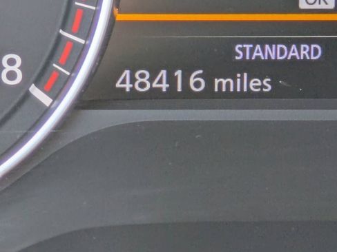 Used 2024 Nissan Pathfinder SV image 25