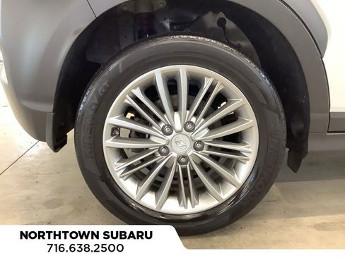 Used 2019 Hyundai Kona SEL image 25