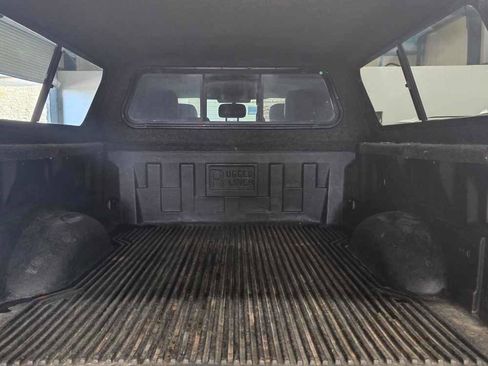 Used 2019 Ford F250 Lariat w/ Lariat Value Package image 3