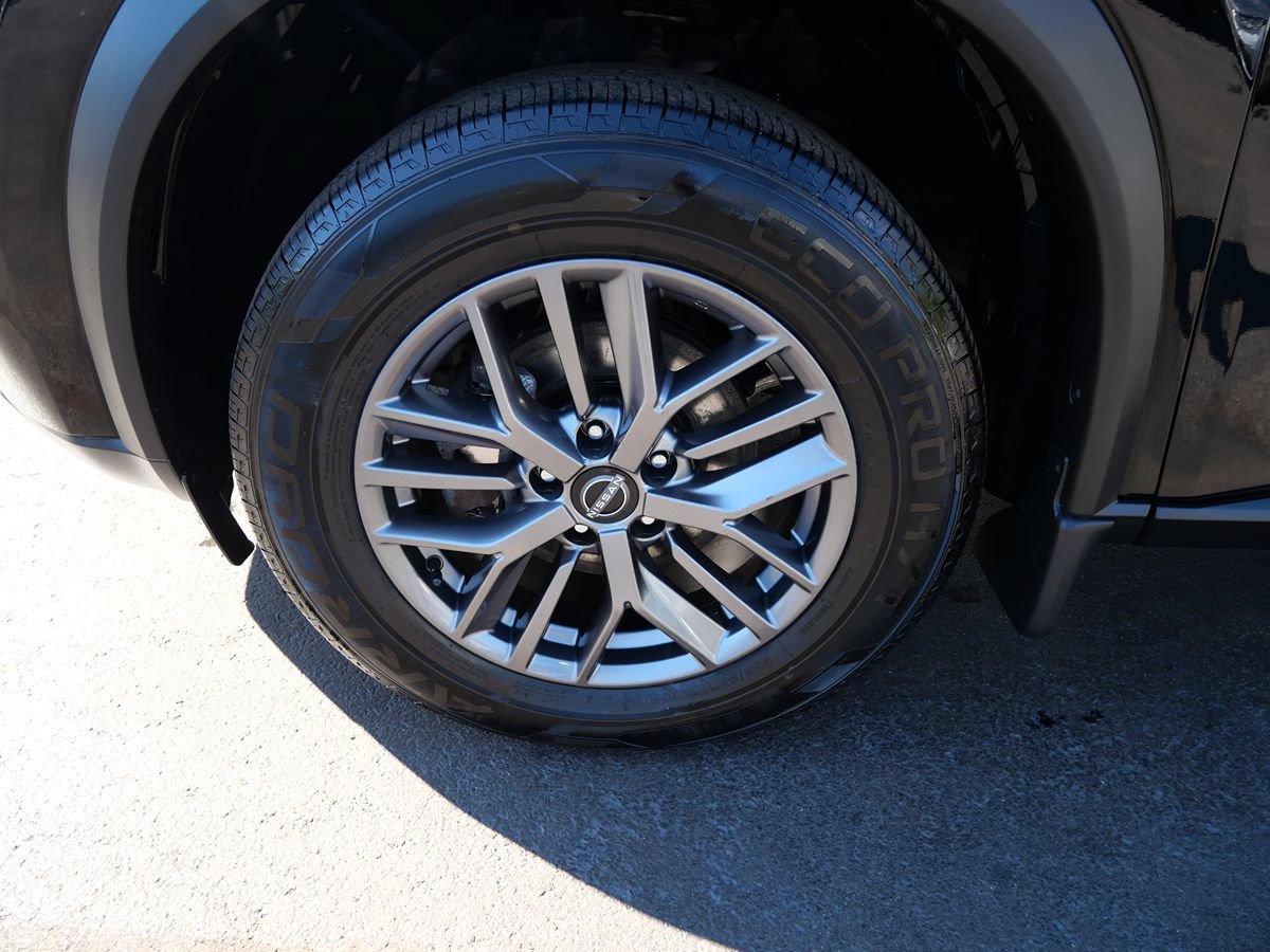Used 2023 Nissan Rogue S AWD/4WD image 33