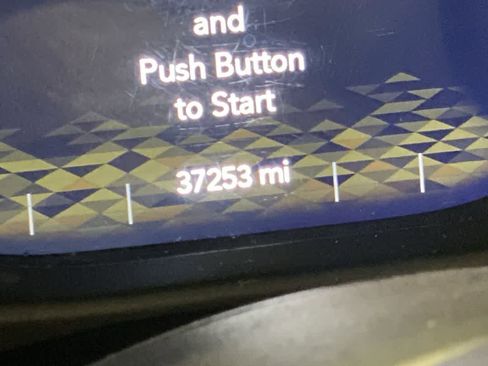 Used 2021 Jeep Wrangler Sahara w/ Safety Group image 17