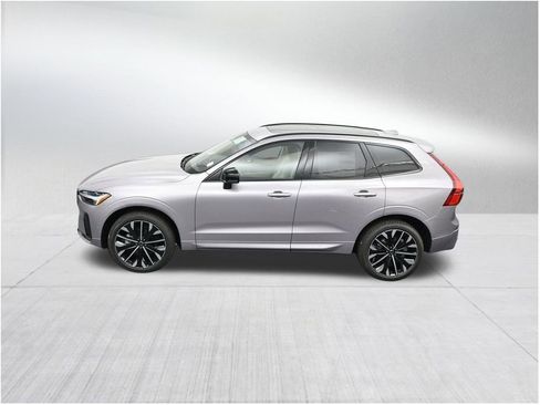 New 2026 Volvo XC60 B5 Ultra AWD/4WD image 14
