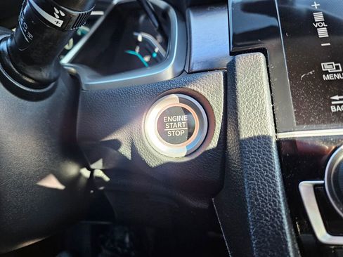 Used 2017 Honda Civic EX-L image 18