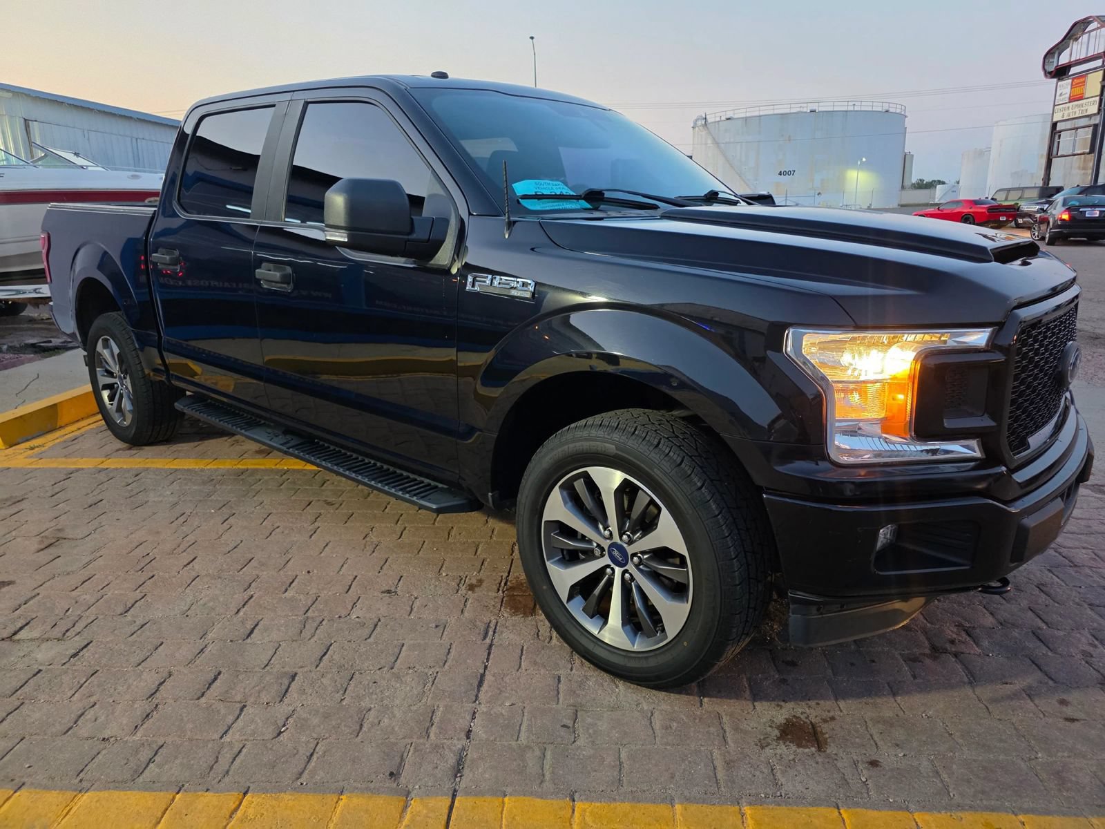 Used 2019 Ford F150 XL w/ Equipment Group 101A Mid AWD/4WD image 3