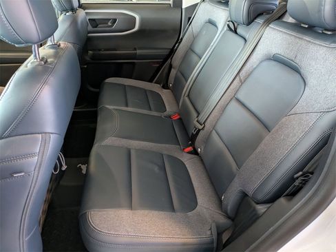 Used 2023 Ford Bronco Sport Outer Banks w/ Tech Package image 18