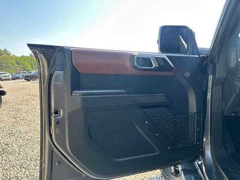 Used 2024 Ford Bronco Outer Banks AWD/4WD image 24