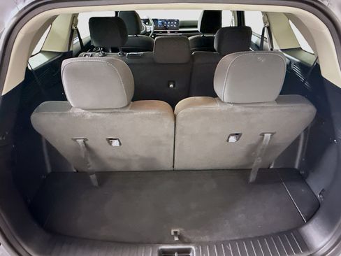 Used 2025 Kia Sorento LX image 35
