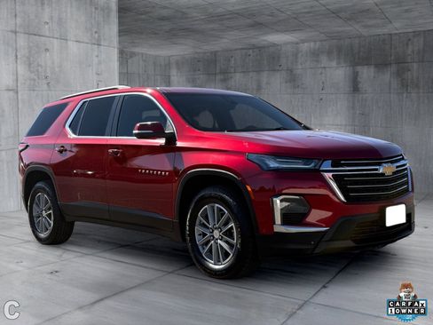 Used 2023 Chevrolet Traverse LT FWD image 6