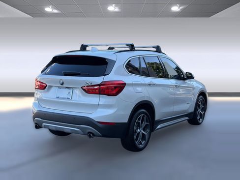 Used 2017 BMW X1 xDrive28i AWD/4WD image 9