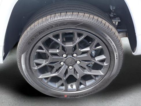 New 2026 Jeep Grand Cherokee L Summit AWD/4WD image 29