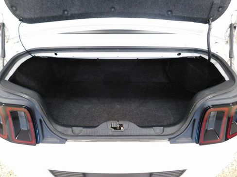 Used 2013 Ford Mustang GT Premium image 85