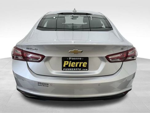 Used 2021 Chevrolet Malibu LT image 3
