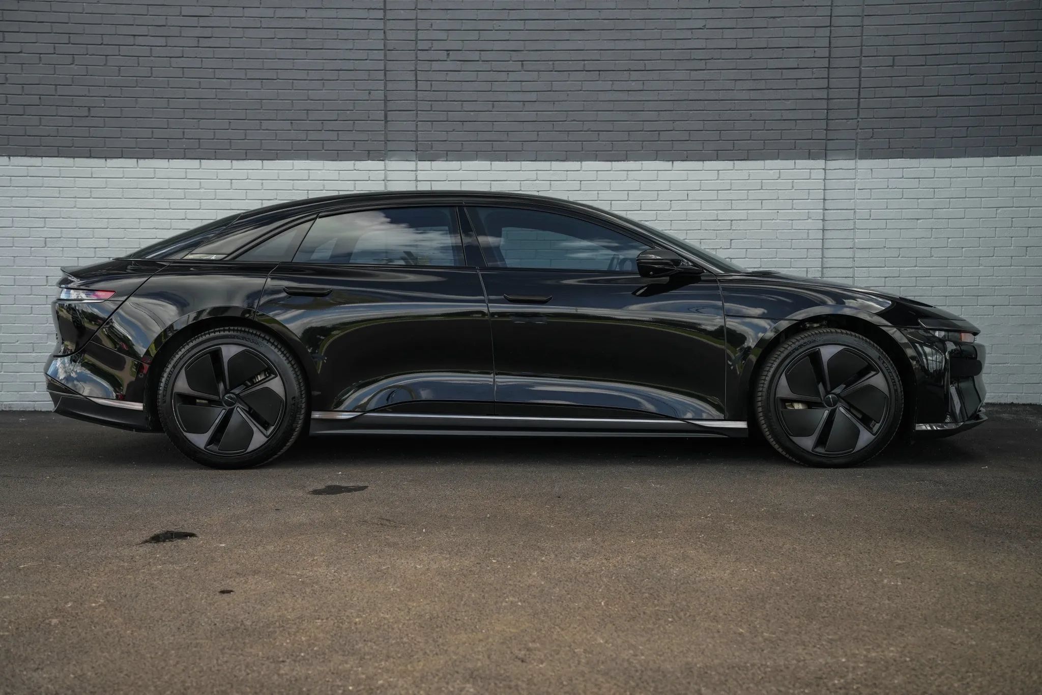 Used 2024 Lucid Air Touring AWD/4WD image 4