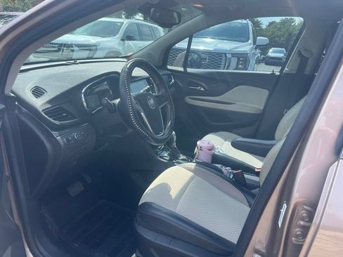 Used 2018 Buick Encore Preferred w/ Experience Buick Package FWD image 6