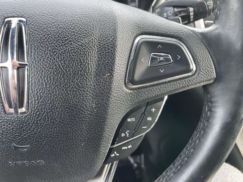 Used 2019 Lincoln MKC Select w/ Select Plus Package image 32