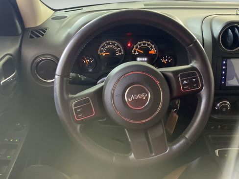 Used 2016 Jeep Patriot Latitude AWD/4WD image 43
