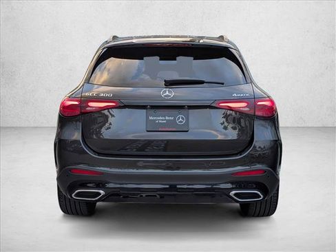 Used 2026 Mercedes-Benz GLC 300 4MATIC image 7