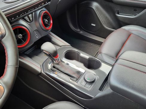 Used 2025 Chevrolet Blazer RS FWD image 29