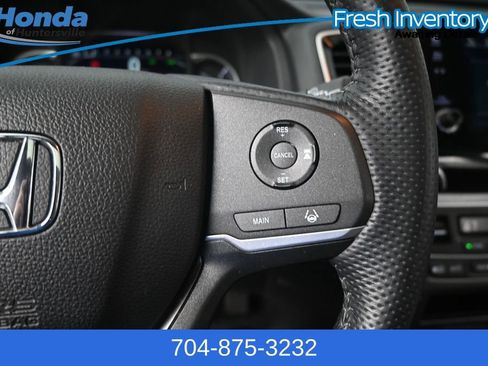 Used 2024 Honda Passport EX-L image 25