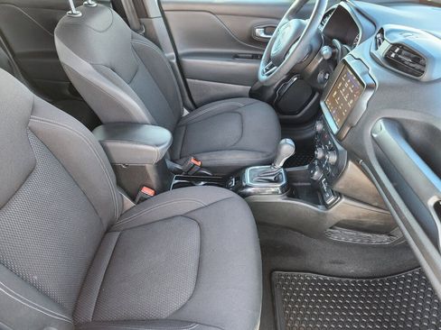 Used 2022 Jeep Renegade Altitude image 13