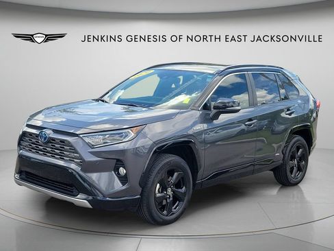 Used 2020 Toyota RAV4 XSE AWD/4WD image 5