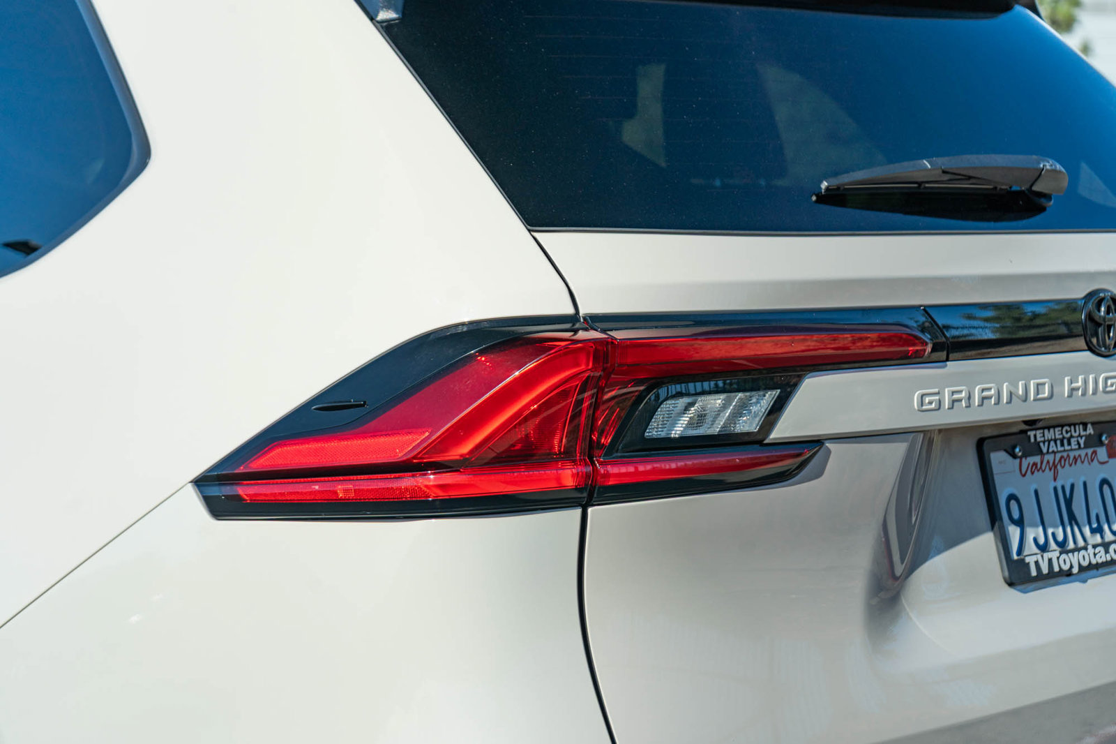 Certified 2024 Toyota Grand Highlander FWD image 7