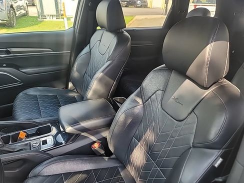 Certified 2023 Kia Telluride SX X-Pro AWD/4WD image 15