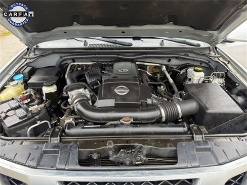 Used 2018 Nissan Frontier PRO-4X image 31